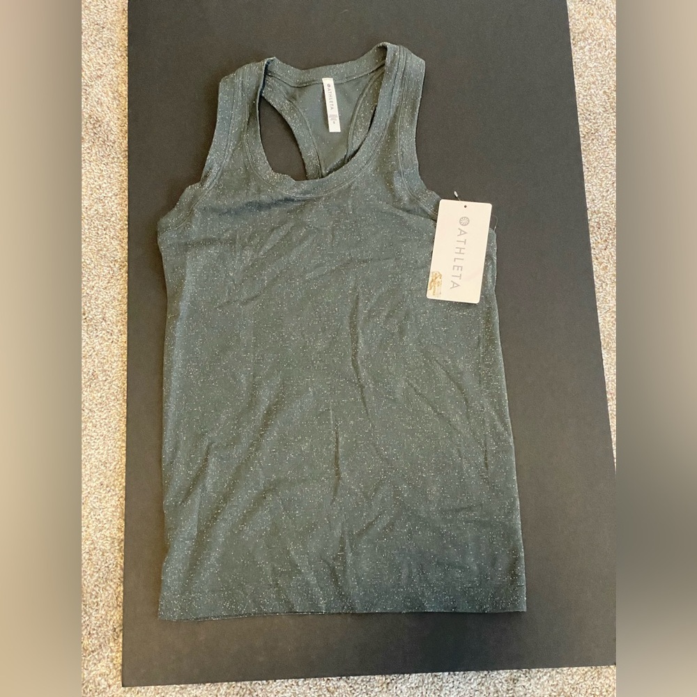 Athleta Momentum Seamless Sparkle Racerback tank top in sage green shine small
